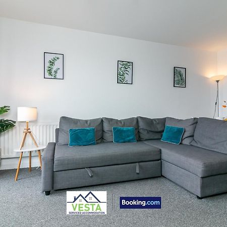 Two Bedrooms Apartment By Vesta Serviced Accommodation & Short Lets Hatfield With Free Wifi Exterior photo