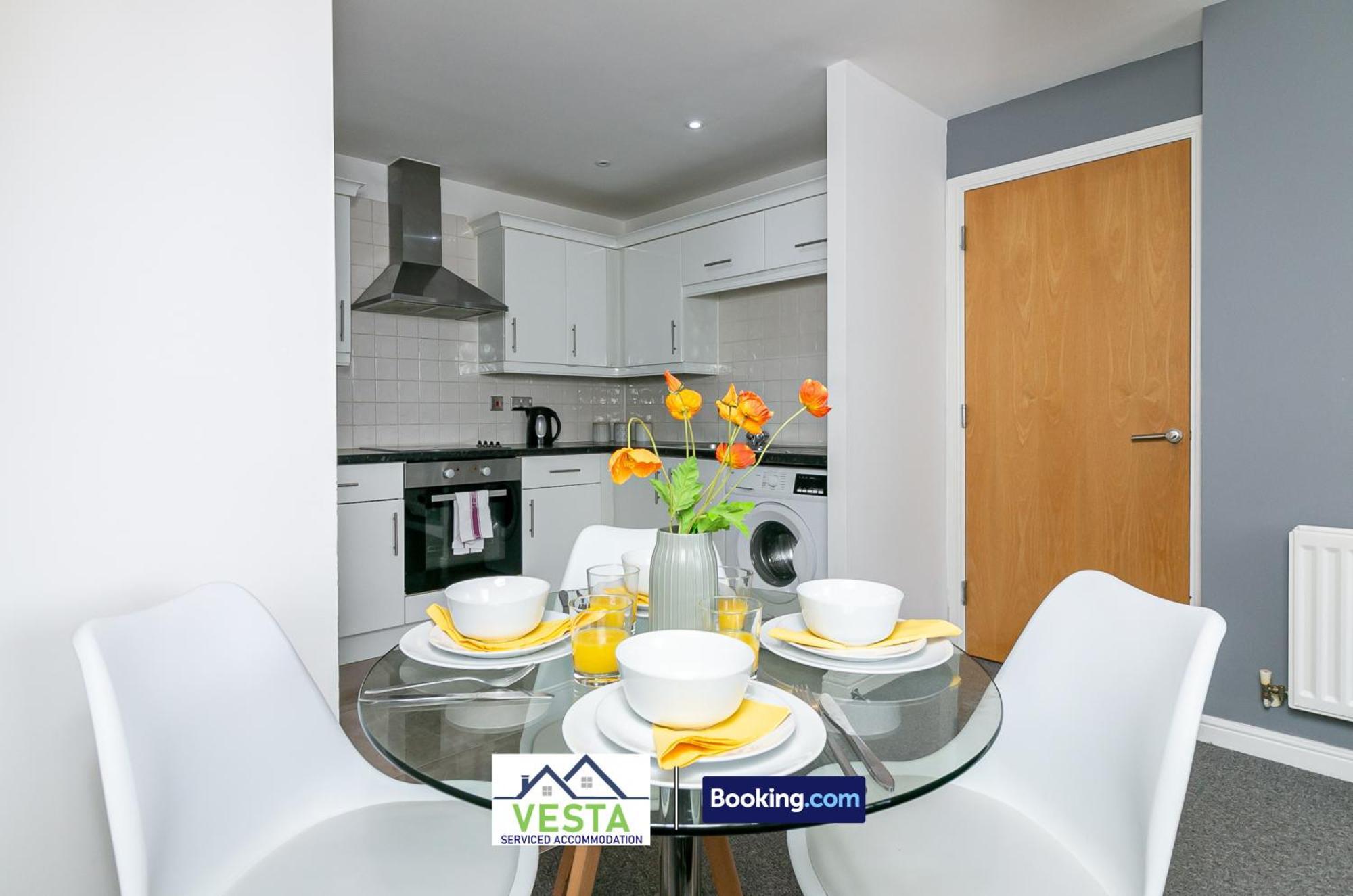 Two Bedrooms Apartment By Vesta Serviced Accommodation & Short Lets Hatfield With Free Wifi Exterior photo
