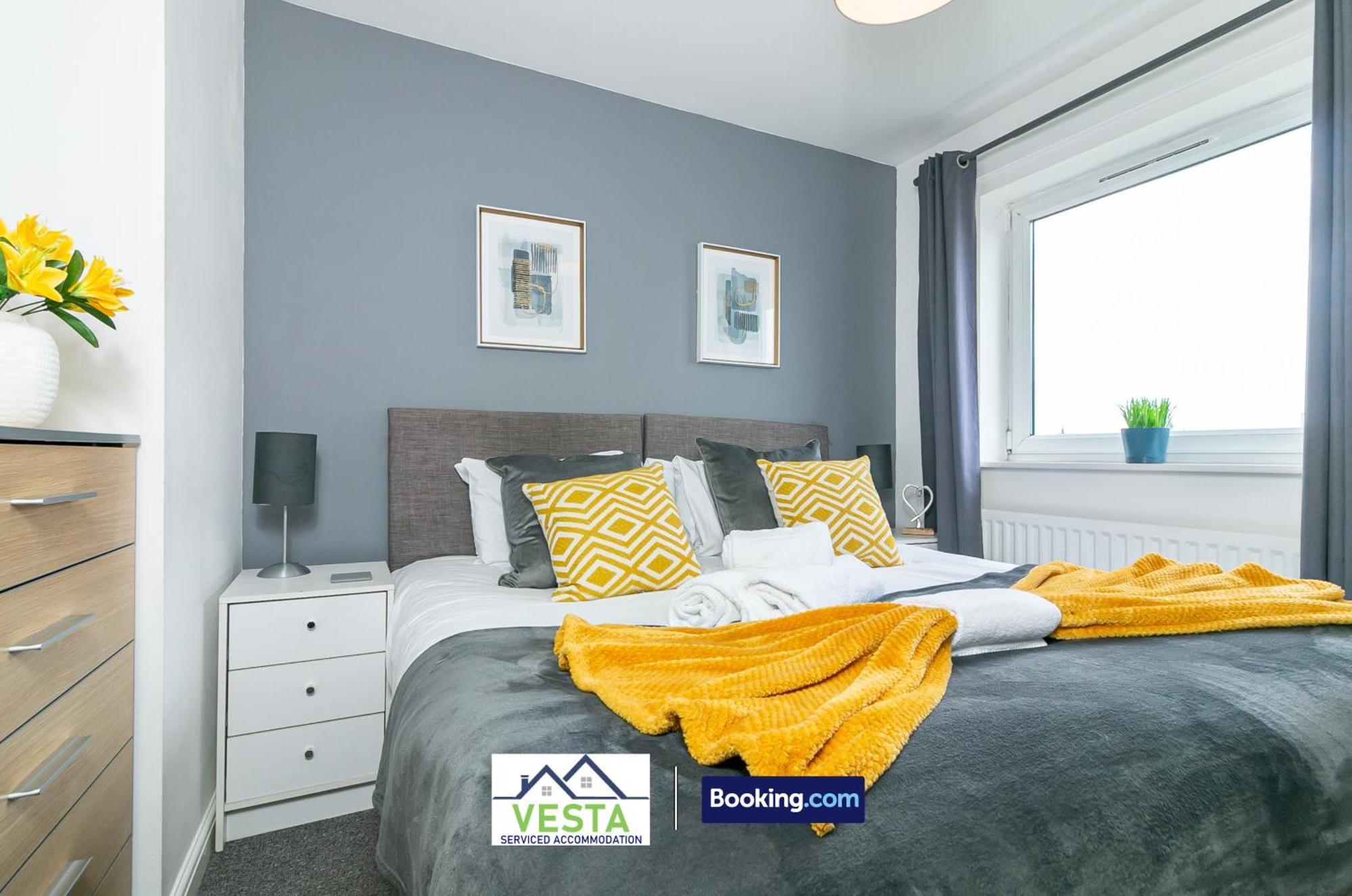 Two Bedrooms Apartment By Vesta Serviced Accommodation & Short Lets Hatfield With Free Wifi Exterior photo